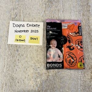 Bonds wondersuit Baby Zip Wondersuit in Bright Orange and Black Halloween
